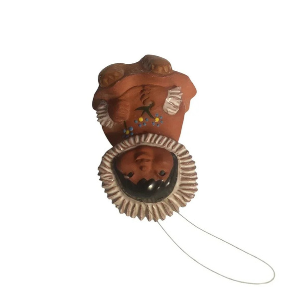 Vintage 1986 Alaska Native American Hand Made Ceramic Clay Seated Baby Ornament - Picture 5 of 7